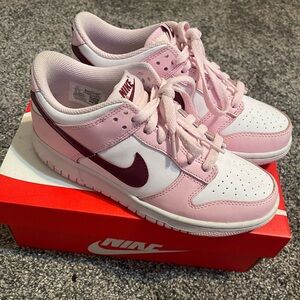 Valentines Dunks